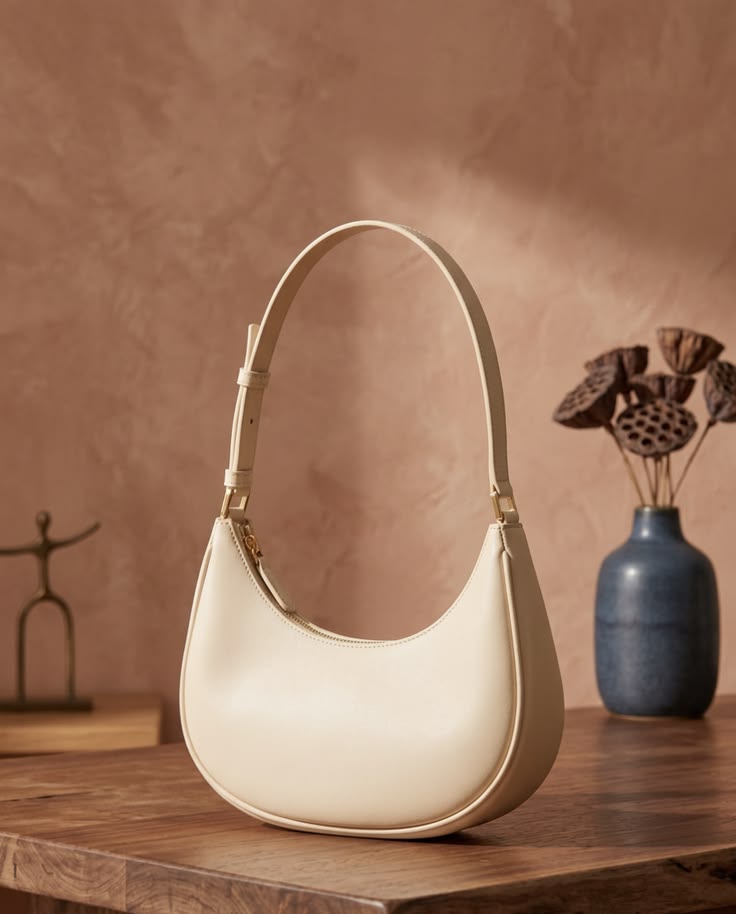 Women’s Stylish PU Fashion Bag | Solid Compact Handbag | Trendy Casual & Party Accessory